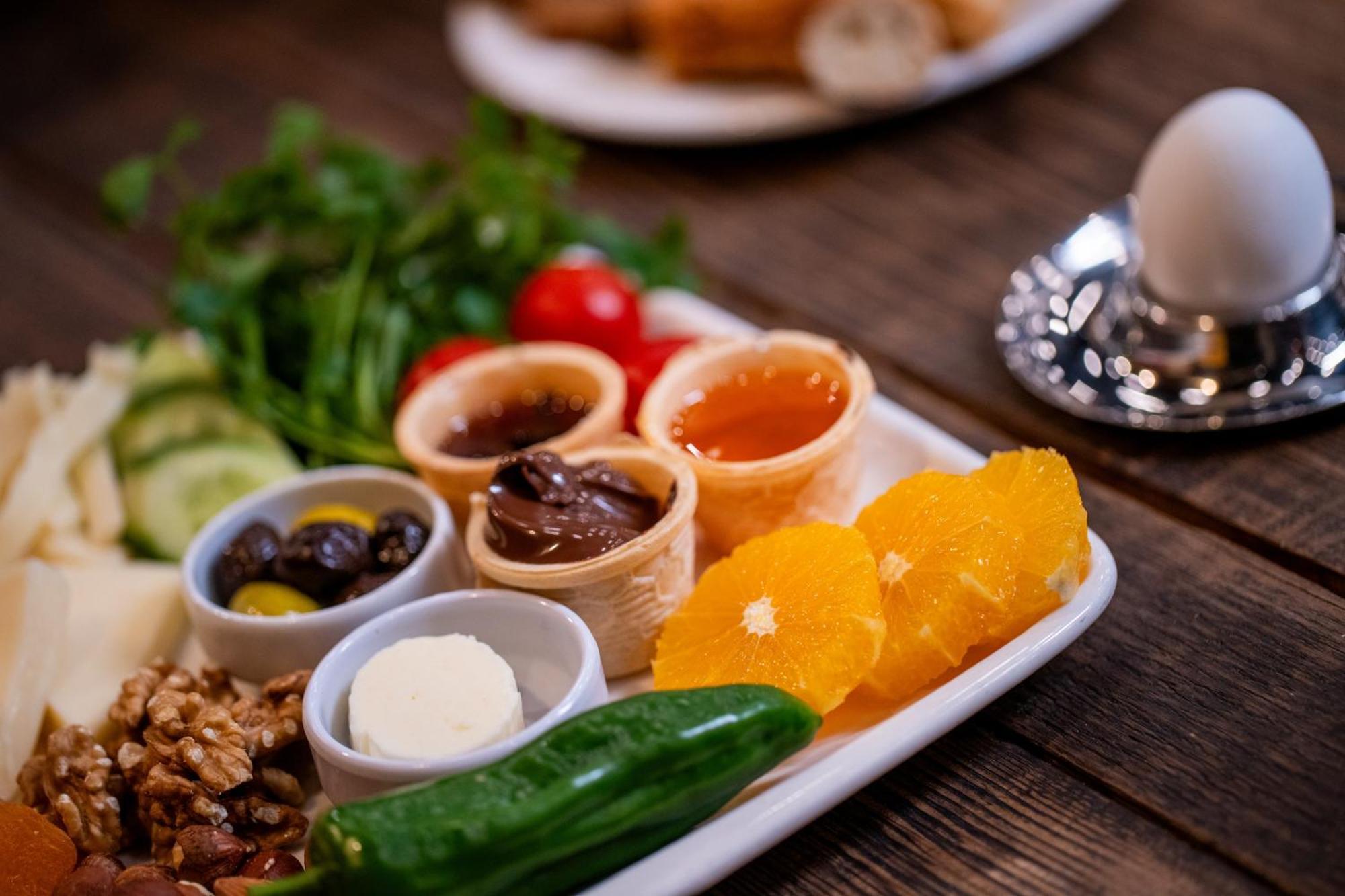 Hay Hotel Alsancak Измир Екстериор снимка