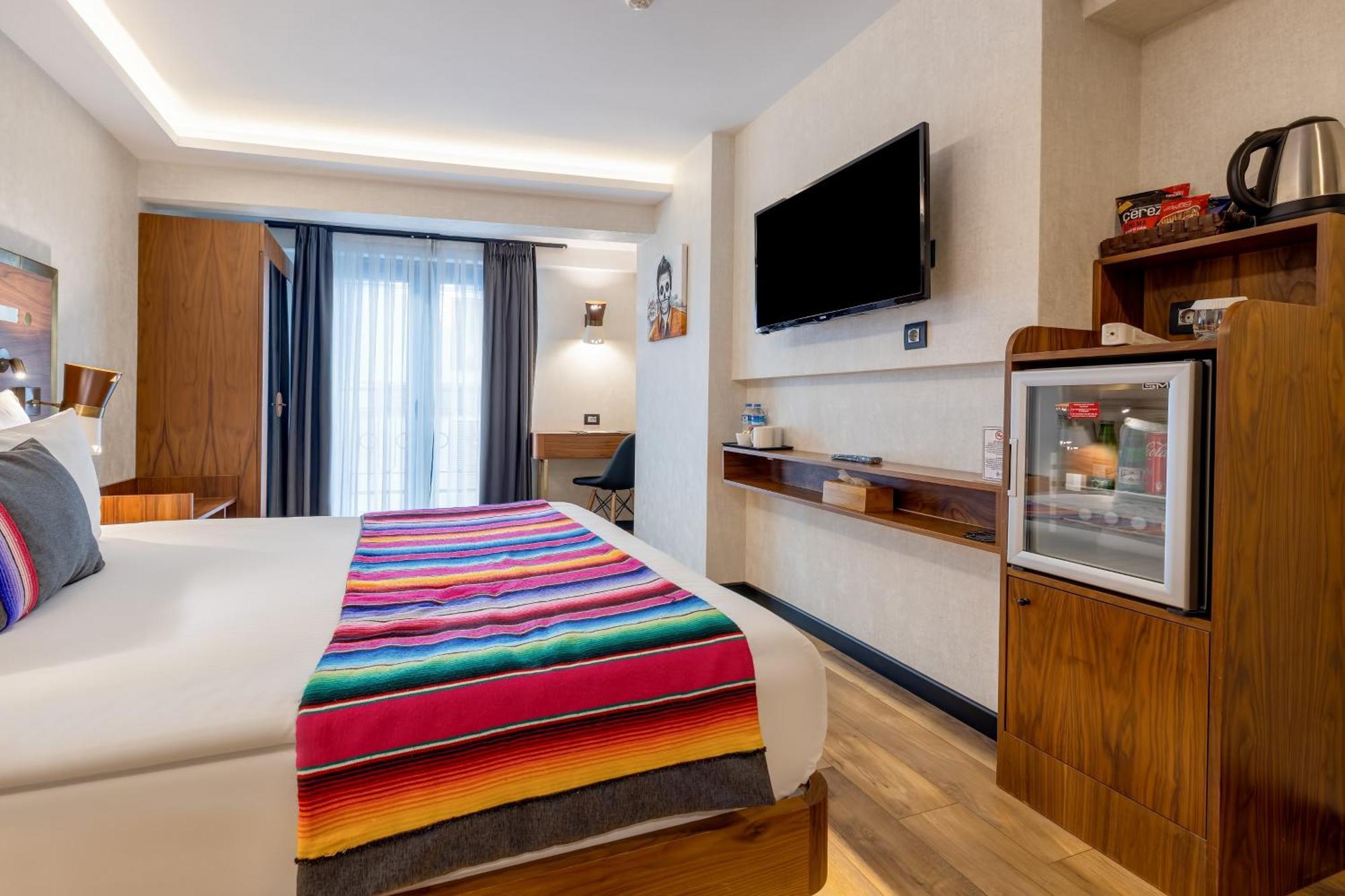 Hay Hotel Alsancak Измир Екстериор снимка