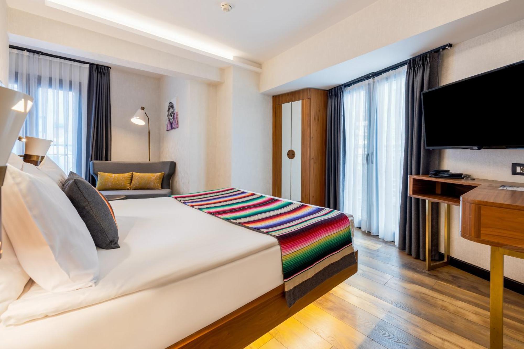 Hay Hotel Alsancak Измир Екстериор снимка