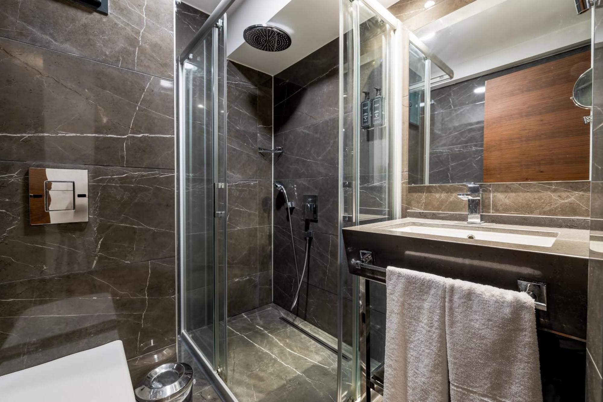 Hay Hotel Alsancak Измир Екстериор снимка