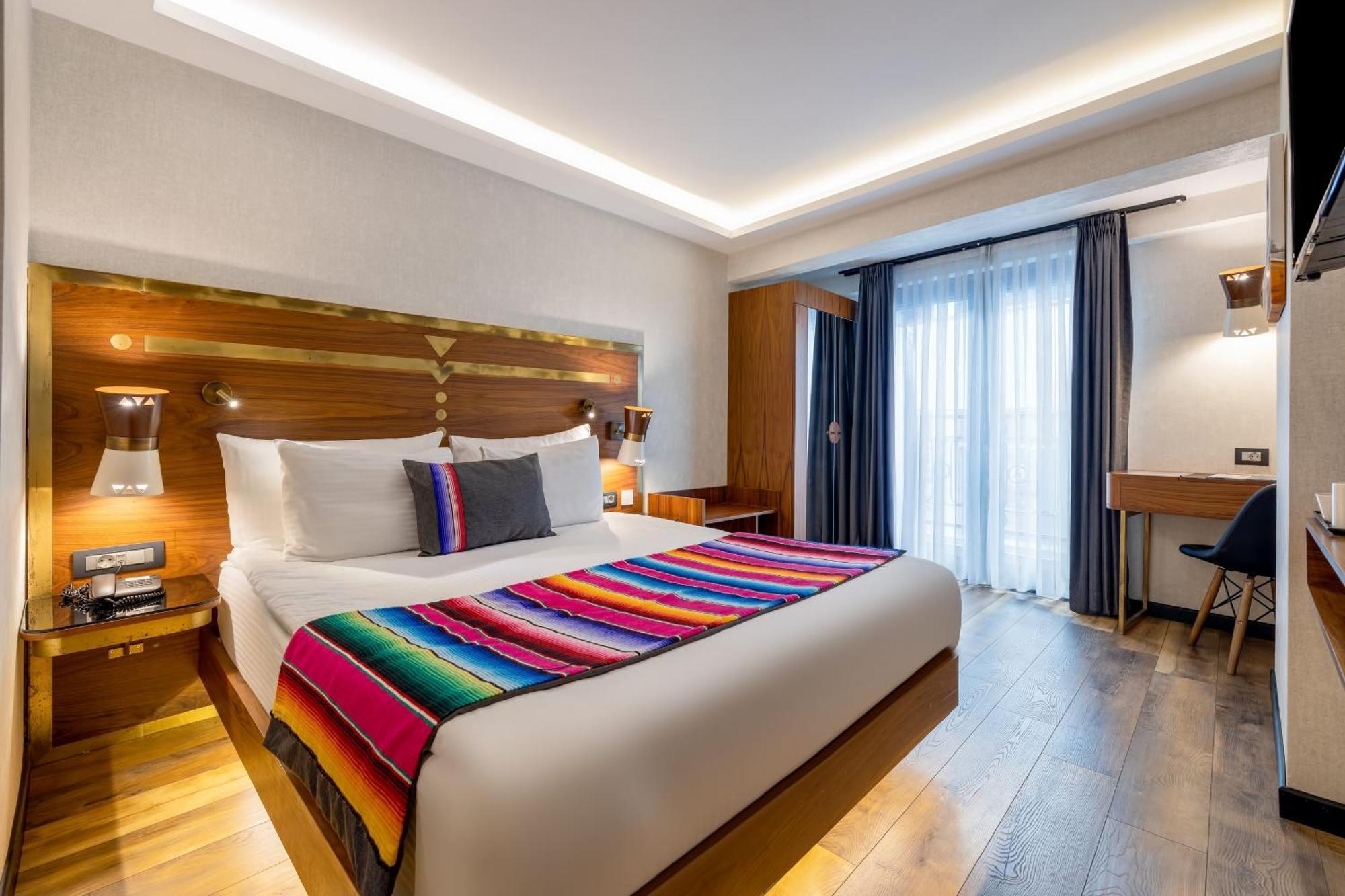 Hay Hotel Alsancak Измир Екстериор снимка