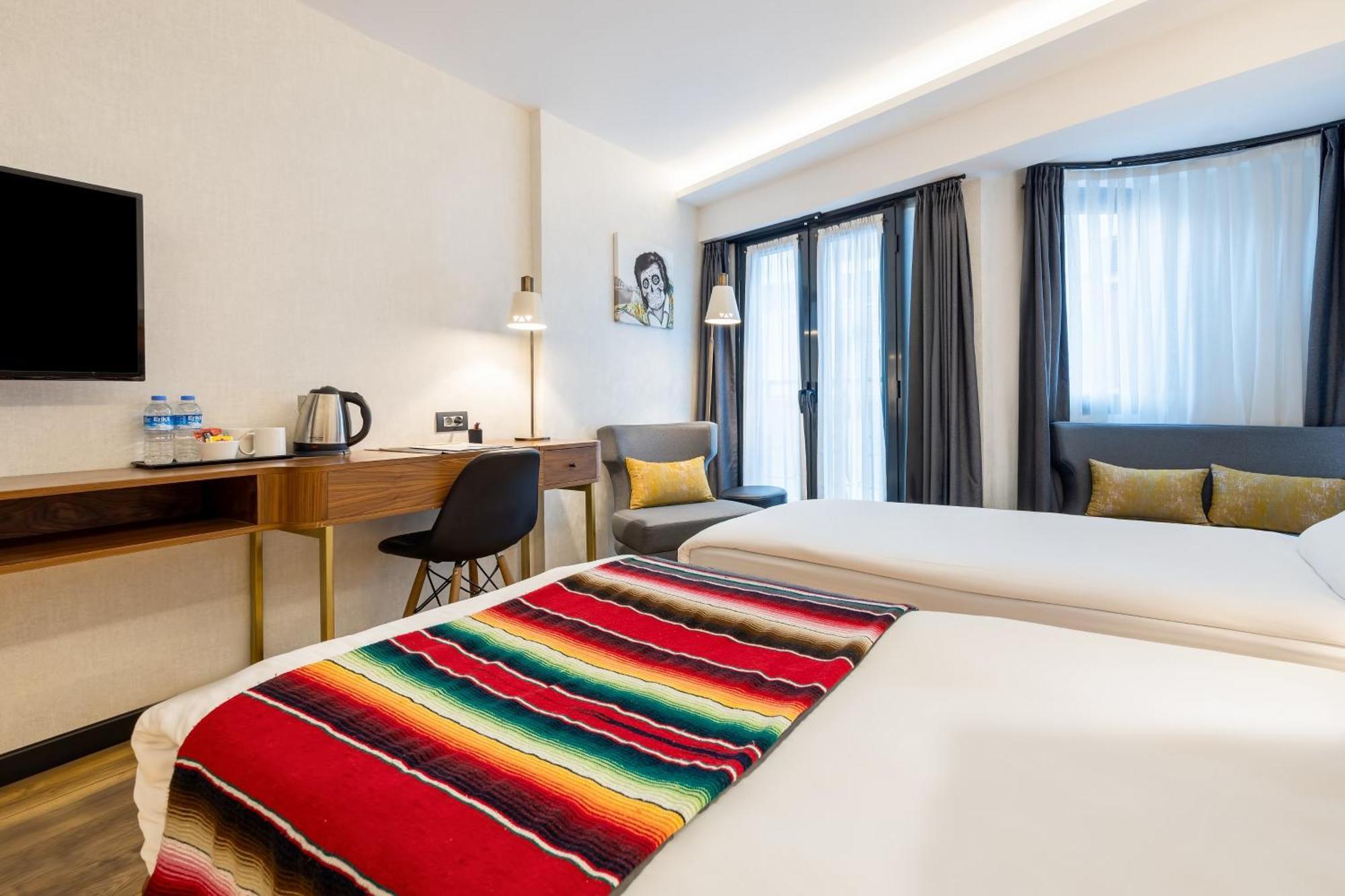 Hay Hotel Alsancak Измир Екстериор снимка